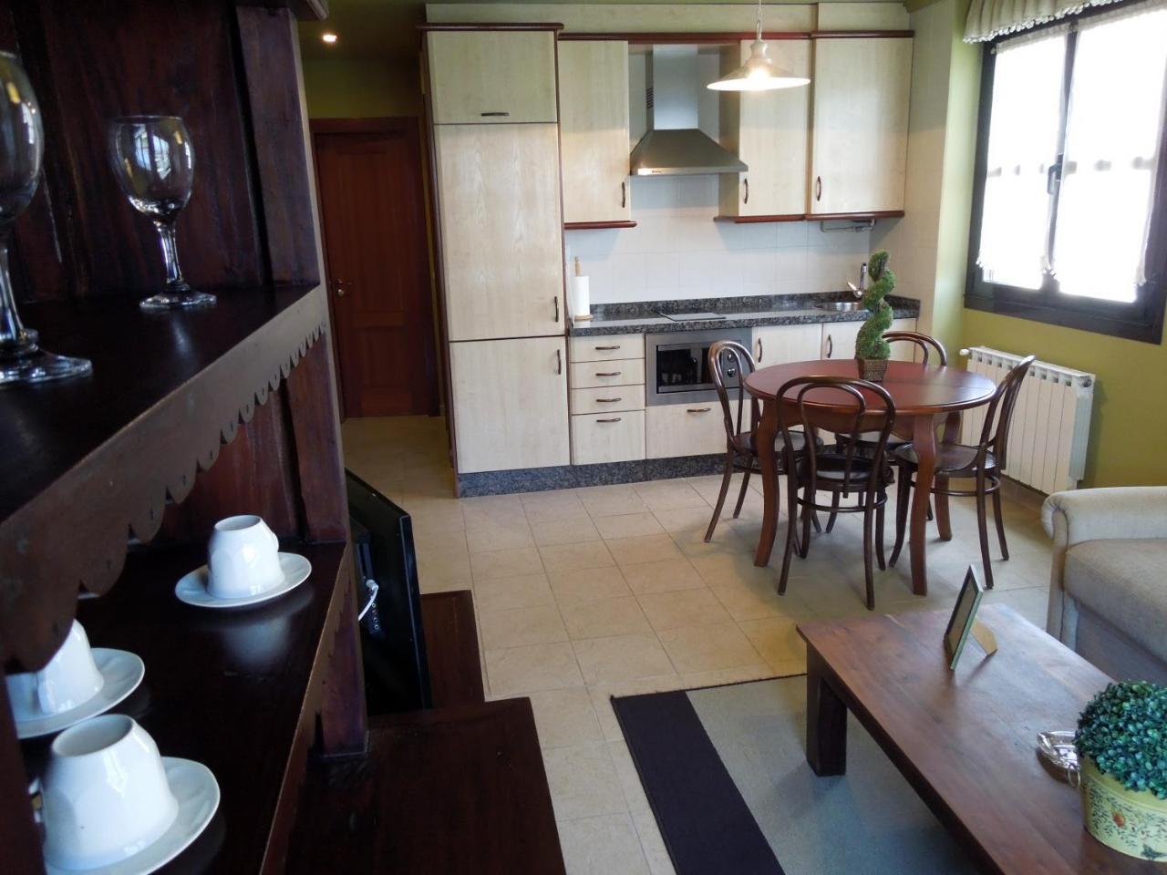 Apartamentos La Marina Рибадесела Екстериор снимка